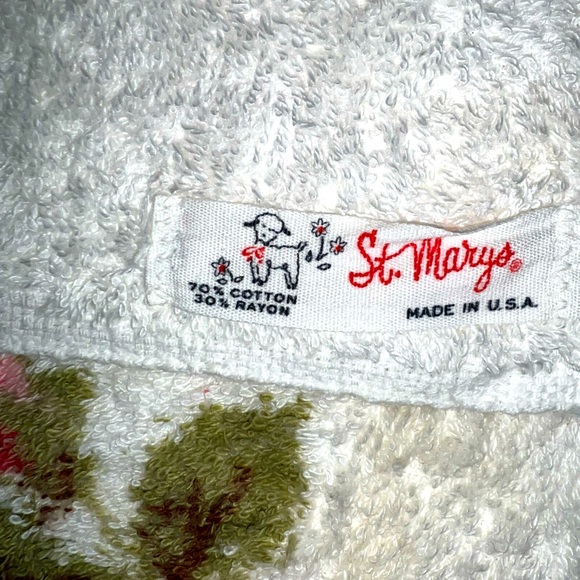 St Mary’s Pink White Floral Terry Cloth Bath Towels Fringe VTG Set Of 4 - Picture 5 of 5